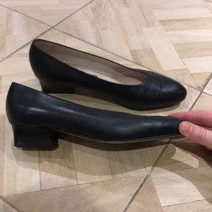 Bally kitten heel pump